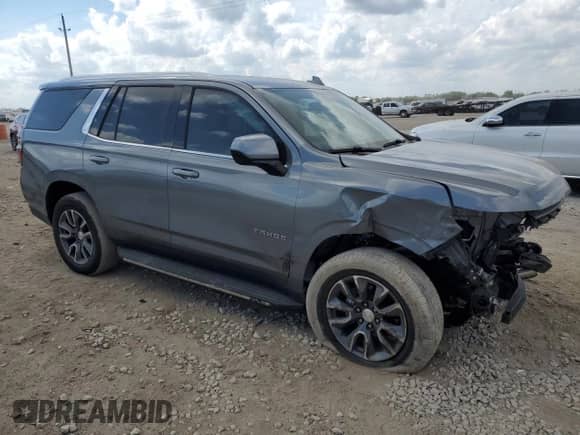 2021 Chevrolet Tahoe LT with VIN 1GNSCNKD3MR472182, listed as a Copart auction lot 85840335 with 40,685 mi miles and Salvage title. Bid and sale history available at DreamBid. Image 4.