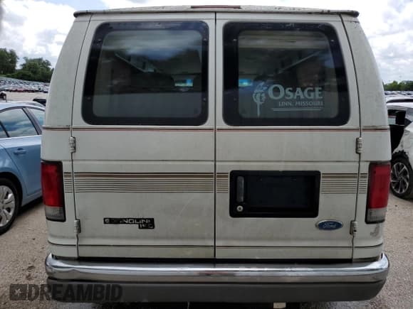 ✅ 1997 Ford Econoline Commercial • VIN: 1FDEE14L8VHB92094 • Lot: 64173094. Wystawiony na Copart z przebiegiem 264 897 mil. Bezpłatny archiwum sprzedaży aukcyjnych z USA i szczegółowy raport historii pojazdu na DreamBid. Zdjęcie 6.