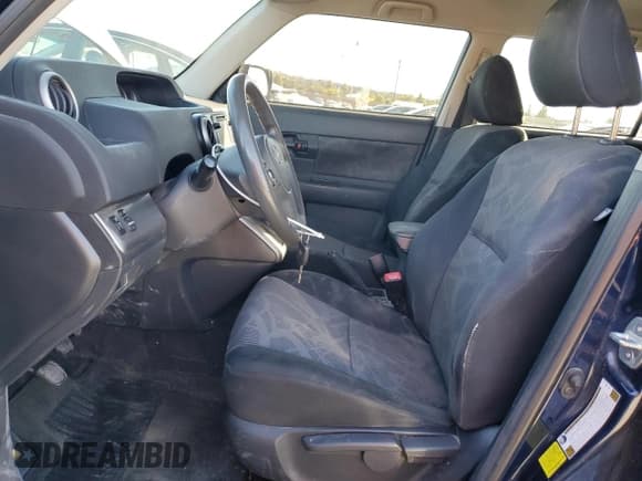 ✅ 2013 Scion xB • VIN: JTLZE4FE1DJ042667 • Lot: 90332905. Wystawiony na Copart z przebiegiem 134 357 mil. Bezpłatny archiwum sprzedaży aukcyjnych z USA i szczegółowy raport historii pojazdu na DreamBid. Zdjęcie 7.