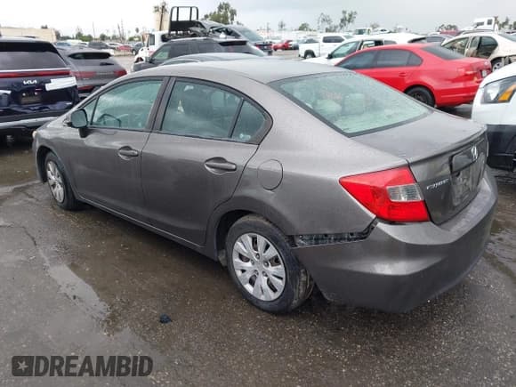 ✅ 2012 Honda Civic LX • VIN: 19XFB2F51CE303965 • Lot: 43726829. Listed on IAAI with 142,153 mi. Free auction sales archive from the USA and detailed vehicle history report at DreamBid. Image 3.