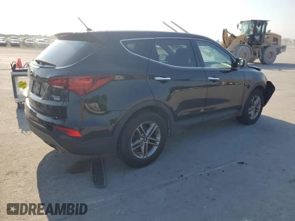 ✅ 2018 Hyundai Santa Fe 2.4L • VIN: 5NMZTDLB6JH085642 • Лот: 61543523. Опубликован ранее на Copart с пробегом 128 650 миль. Бесплатный доступ к архиву аукционных продаж из США и подробный отчёт об истории автомобиля на DreamBid. Изображение 3.