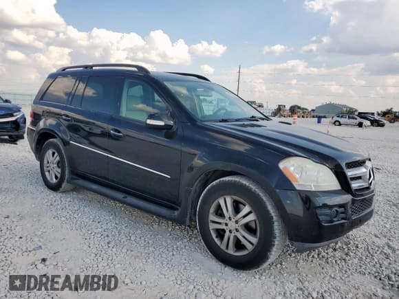 ✅ 2007 Mercedes-Benz GL 450 • VIN: 4JGBF71E27A243593 • Lot: 82216195. Listed on Copart with 174,818 mi. Free auction sales archive from the USA and detailed vehicle history report at DreamBid. Image 4.