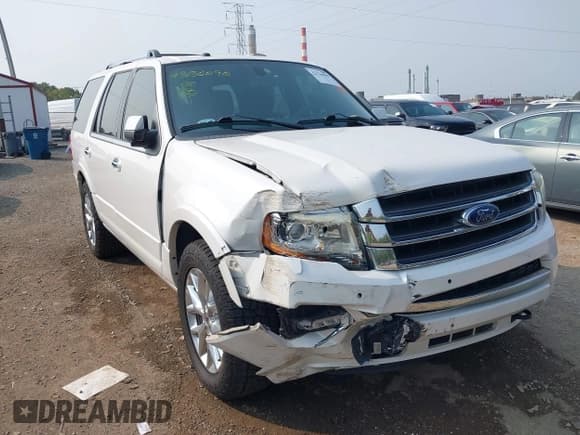 ✅ 2016 Ford Expedition Limited • VIN: 1FMJU2AT5GEF20314 • Lot: 43136090. Listed on IAAI with 124,166 mi. Free auction sales archive from the USA and detailed vehicle history report at DreamBid. Image 6.