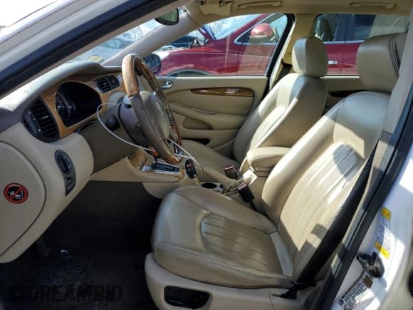 ✅ 2005 Jaguar X-Type 3.0L • VIN: SAJWA54A45WE51822 • Лот: 45233995. Опубликован ранее на Copart с пробегом 120 336 миль. Бесплатный доступ к архиву аукционных продаж из США и подробный отчёт об истории автомобиля на DreamBid. Изображение 7.