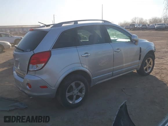 ✅ 2012 Chevrolet Captiva Sport LTZ • VIN: 3GNFL4E56CS606291 • Lot: 41779952. Wystawiony na IAAI z przebiegiem 200 000 mil. Bezpłatny archiwum sprzedaży aukcyjnych z USA i szczegółowy raport historii pojazdu na DreamBid. Zdjęcie 4.