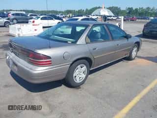 1997 Dodge Intrepid z VIN 2B3HD46T1VH509891, wystawiony jako IAAI lot #42516475 z przebiegiem 121 131 mil mil oraz . Historia ofert i sprzedaży dostępna na DreamBid. Obrazek 4.