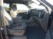 ✅ 2024 GMC Sierra 1500 AT4 • VIN: 3GTUUEE88RG236194 • Лот: 43390633. Опубликован ранее на IAAI с пробегом 35 734 миль. Бесплатный доступ к архиву аукционных продаж из США и подробный отчёт об истории автомобиля на DreamBid. Изображение 5.