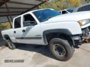 ✅ 2005 Chevrolet Silverado 2500HD LT • VIN: 1GCHC23U15F901726 • Lot: 43723341. Wystawiony na IAAI z przebiegiem 191 495 mil. Bezpłatny archiwum sprzedaży aukcyjnych z USA i szczegółowy raport historii pojazdu na DreamBid. Zdjęcie 13.