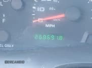 ✅ 2003 Ford F-250 XL • VIN: 1FTNX20F83EB06060 • Lot: 41486165. Listed on IAAI with 268,691 mi. Free auction sales archive from the USA and detailed vehicle history report at DreamBid. Image 15.