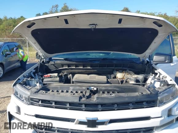 ✅ 2019 Chevrolet Silverado 1500 RST • VIN: 3GCUYEED5KG103755 • Lot: 43631636. Wystawiony na IAAI z przebiegiem 146 702 mil. Bezpłatny archiwum sprzedaży aukcyjnych z USA i szczegółowy raport historii pojazdu na DreamBid. Zdjęcie 10.