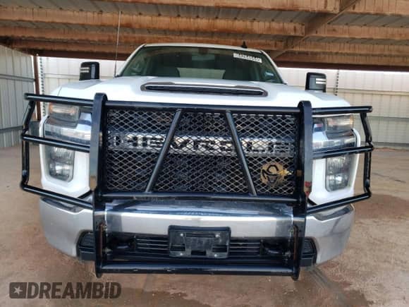 2021 Chevrolet Silverado 2500HD LT z VIN 1GC1YNE7XMF292436, wystawiony jako Copart lot #84264044 z przebiegiem 111 721 mil mil oraz Czysty tytuł • Clean title. Historia ofert i sprzedaży dostępna na DreamBid. Obrazek 5.