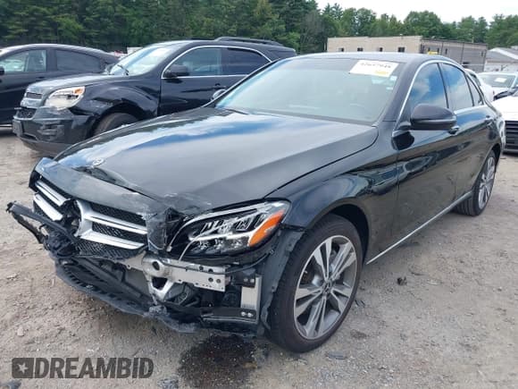 ✅ 2021 Mercedes-Benz C 300 • VIN: W1KWF8EB4MR641418 • Lot: 42657948. Wystawiony na IAAI z przebiegiem 29 644 mil. Bezpłatny archiwum sprzedaży aukcyjnych z USA i szczegółowy raport historii pojazdu na DreamBid. Zdjęcie 18.