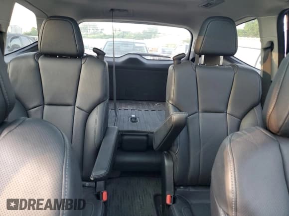 ✅ 2024 Subaru Ascent Limited • VIN: 4S4WMAUD8R3417231 • Lot: 66682105. Listed on Copart with 13,302 mi. Free auction sales archive from the USA and detailed vehicle history report at DreamBid. Image 10.