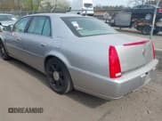 ✅ 2007 Cadillac DTS Luxury I • VIN: 1G6KD57Y67U162226 • Lot: 42087087. Listed on IAAI with 92,370 mi. Free auction sales archive from the USA and detailed vehicle history report at DreamBid. Image 3.