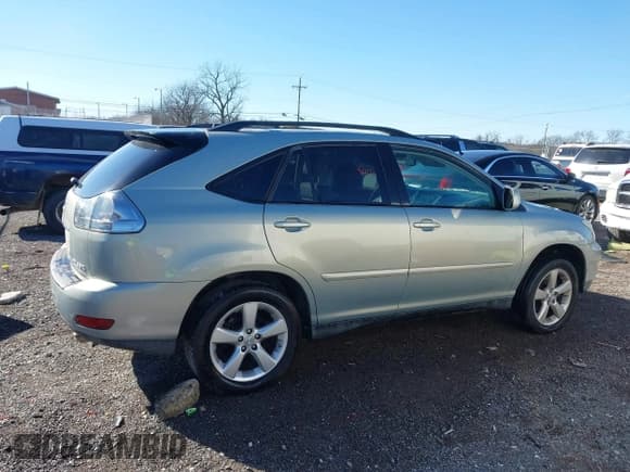 ✅ 2007 Lexus RX 350 • VIN: JTJGK31U670001088 • Lot: 41744573. Wystawiony na IAAI z przebiegiem 271 639 mil. Bezpłatny archiwum sprzedaży aukcyjnych z USA i szczegółowy raport historii pojazdu na DreamBid. Zdjęcie 13.