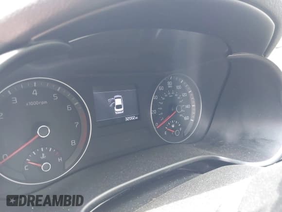 ✅ 2019 Kia Forte LXS • VIN: 3KPF24AD5KE136406 • Lot: 41865872. Listed on IAAI with 32,002 mi. Free auction sales archive from the USA and detailed vehicle history report at DreamBid. Image 16.