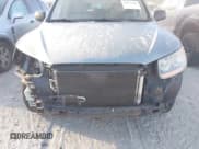 ✅ 2008 Hyundai Santa Fe GLS • VIN: 5NMSG13D68H164163 • Lot: 43527166. Wystawiony na IAAI z przebiegiem 164 135 mil. Bezpłatny archiwum sprzedaży aukcyjnych z USA i szczegółowy raport historii pojazdu na DreamBid. Zdjęcie 6.