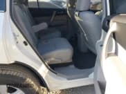 ✅ 2013 Toyota Highlander Plus • VIN: 5TDBK3EH5DS225827 • Lot: 43533454. Listed on IAAI with 113,826 mi. Free auction sales archive from the USA and detailed vehicle history report at DreamBid. Image 8.