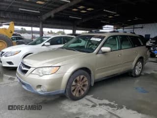 ✅ 2008 Subaru Outback Limited • VIN: 4S4BP62C087333957 • Lot: 92704715. Listed on Copart with 152,665 mi. Free auction sales archive from the USA and detailed vehicle history report at DreamBid. Image 1.