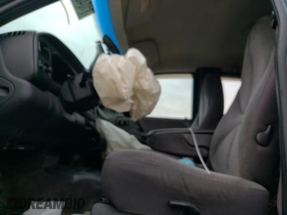 ✅ 1997 Dodge Dakota • VIN: 1B7GG23XXVS260724 • Lot: 81040004. Wystawiony na Copart z przebiegiem Nie podano. Bezpłatny archiwum sprzedaży aukcyjnych z USA i szczegółowy raport historii pojazdu na DreamBid. Zdjęcie 7.