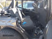 ✅ 2021 Jeep Wrangler Unlimited Sport S • VIN: 1C4HJXDG5MW606378 • Lot: 43528902. Wystawiony na IAAI z przebiegiem Nie podano. Bezpłatny archiwum sprzedaży aukcyjnych z USA i szczegółowy raport historii pojazdu na DreamBid. Zdjęcie 8.