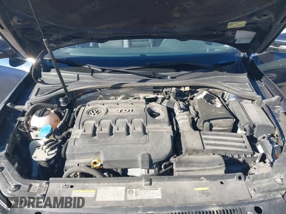 ✅ 2015 Volkswagen Passat SE • VIN: 1VWBV7A33FC072939 • Lot: 43613198. Listed on IAAI with 136,683 mi. Free auction sales archive from the USA and detailed vehicle history report at DreamBid. Image 10.