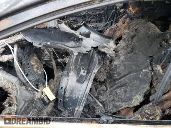 2013 Hyundai Sonata SE with VIN 5NPEC4ABXDH796138, listed as a Copart auction lot 85908115 with Not provided miles and Salvage title. Bid and sale history available at DreamBid. Image 7.