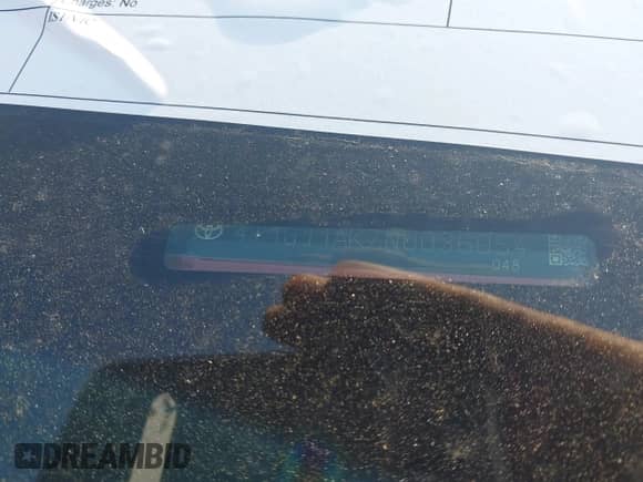 2022 Toyota Camry SE z VIN 4T1G11AK7NU036054, wystawiony jako IAAI lot #43036833 z przebiegiem 106 915 mil mil oraz . Historia ofert i sprzedaży dostępna na DreamBid. Obrazek 9.