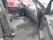 ✅ 2005 Nissan Xterra S • VIN: 5N1AN08W25C631252 • Лот: 42876836. Опубликован ранее на IAAI с пробегом 145 533 миль. Бесплатный доступ к архиву аукционных продаж из США и подробный отчёт об истории автомобиля на DreamBid. Изображение 5.