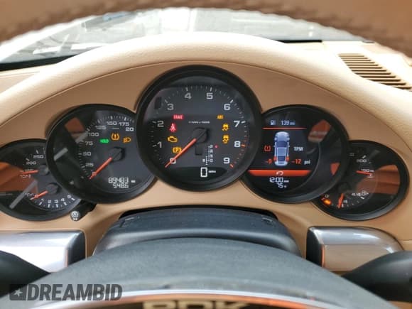 ✅ 2013 Porsche 911 Carrera • VIN: WP0AA2A91DS107899 • Лот: 42644744. Опубликован ранее на Copart с пробегом 89 483 миль. Бесплатный доступ к архиву аукционных продаж из США и подробный отчёт об истории автомобиля на DreamBid. Изображение 9.