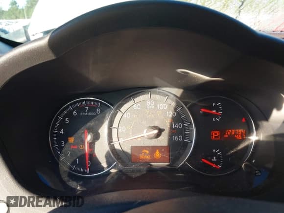 ✅ 2011 Nissan Maxima SV • VIN: 1N4AA5AP8BC817377 • Lot: 43120966. Wystawiony na IAAI z przebiegiem 123 794 mil. Bezpłatny archiwum sprzedaży aukcyjnych z USA i szczegółowy raport historii pojazdu na DreamBid. Zdjęcie 7.