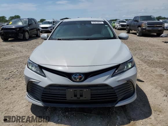 2022 Toyota Camry LE с VIN 4T1R11BK7NU055288, выставлен на аукционе Copart как лот 67012075 с пробегом 106 728 миль миль и Списание • Salvage title. История ставок и продаж доступна на DreamBid. Изображение 5.