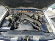 ✅ 1995 Lincoln Town Car Cartier • VIN: 1LNLM83W6SY689378 • Lot: 80098394. Listed on Copart with 228,064 mi. Free auction sales archive from the USA and detailed vehicle history report at DreamBid. Image 11.