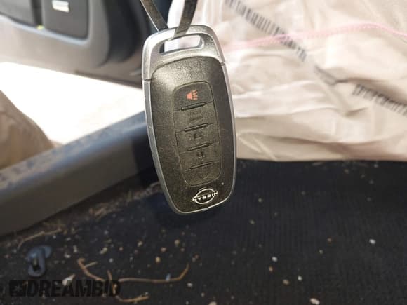 ✅ 2025 Nissan Sentra SR • VIN: 3N1AB8DVXSY265068 • Lot: 43514979. Listed on IAAI with 9,128 mi. Free auction sales archive from the USA and detailed vehicle history report at DreamBid. Image 11.