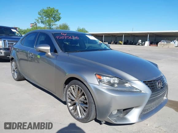 ✅ 2014 Lexus IS 250 • VIN: JTHBF1D23E5027565 • Лот: 42075650. Опубликован ранее на IAAI с пробегом 86 327 миль. Бесплатный доступ к архиву аукционных продаж из США и подробный отчёт об истории автомобиля на DreamBid. Изображение 1.