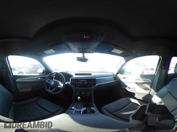 ✅ 2022 Volkswagen Atlas SE • VIN: 1V2KC2CA5NC205401 • Lot: 43392390. Listed on IAAI with 52,497 mi. Free auction sales archive from the USA and detailed vehicle history report at DreamBid. Image 18.