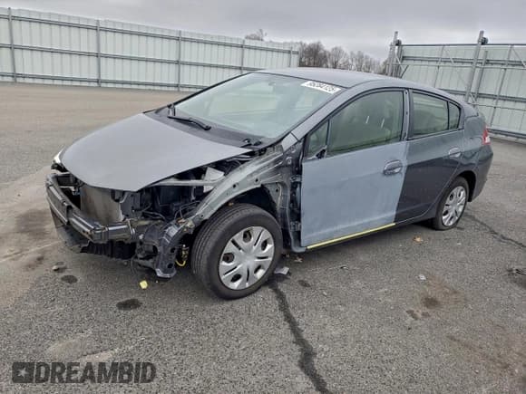 ✅ 2014 Honda Insight • VIN: JHMZE2H37ES002695 • Lot: 95284125. Listed on Copart with 122,869 mi. Free auction sales archive from the USA and detailed vehicle history report at DreamBid. Image 1.