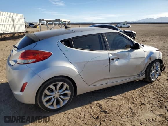 ✅ 2013 Hyundai Veloster w/Black Int • VIN: KMHTC6AD3DU157816 • Lot: 78554164. Wystawiony na Copart z przebiegiem 119 077 mil. Bezpłatny archiwum sprzedaży aukcyjnych z USA i szczegółowy raport historii pojazdu na DreamBid. Zdjęcie 3.