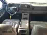 2001 Chevrolet Suburban LT with VIN 3GNGK26G51G249746, listed as a Copart auction lot 79279034 with 182,860 mi miles and Non repairable. Bid and sale history available at DreamBid. Image 8.