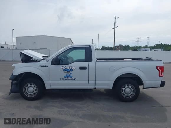 ✅ 2017 Ford F-150 XL • VIN: 1FTMF1C8XHFB62640 • Lot: 43251131. Wystawiony na IAAI z przebiegiem 182 448 mil. Bezpłatny archiwum sprzedaży aukcyjnych z USA i szczegółowy raport historii pojazdu na DreamBid. Zdjęcie 14.