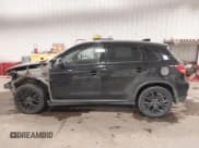 ✅ 2018 Mitsubishi Outlander ES • VIN: JA4AP3AU7JU016316 • Lot: 41138439. Wystawiony na IAAI z przebiegiem 23 868 mil. Bezpłatny archiwum sprzedaży aukcyjnych z USA i szczegółowy raport historii pojazdu na DreamBid. Zdjęcie 14.