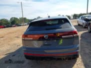 ✅ 2025 Volkswagen Atlas 2.0T SEL R-Line Black • VIN: 1V2AE2CA9SC207251 • Лот: 43245410. Опубликован ранее на IAAI с пробегом 7 939 миль. Бесплатный доступ к архиву аукционных продаж из США и подробный отчёт об истории автомобиля на DreamBid. Изображение 17.