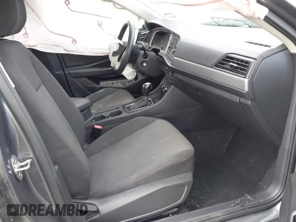 ✅ 2019 Volkswagen Jetta S • VIN: 3VWC57BU7KM134511 • Lot: 43518329. Listed on IAAI with 62,239 mi. Free auction sales archive from the USA and detailed vehicle history report at DreamBid. Image 5.