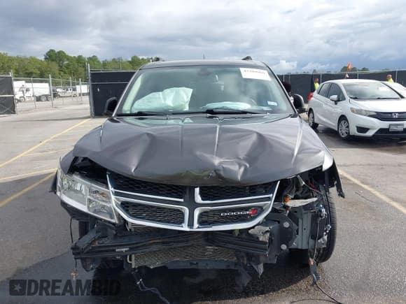 ✅ 2019 Dodge Journey SE • VIN: 3C4PDCBB4KT783686 • Lot: 43389969. Wystawiony na IAAI z przebiegiem 42 696 mil. Bezpłatny archiwum sprzedaży aukcyjnych z USA i szczegółowy raport historii pojazdu na DreamBid. Zdjęcie 13.