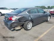 ✅ 2017 Nissan Altima S • VIN: 1N4AL3AP0HC147105 • Lot: 43075568. Wystawiony na IAAI z przebiegiem 74 286 mil. Bezpłatny archiwum sprzedaży aukcyjnych z USA i szczegółowy raport historii pojazdu na DreamBid. Zdjęcie 4.