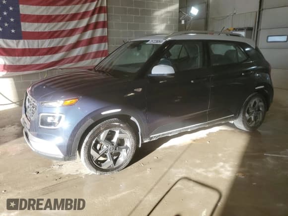 ✅ 2023 Hyundai Venue SEL • VIN: KMHRC8A33PU238977 • Lot: 75723654. Listed on Copart with 20,521 mi. Free auction sales archive from the USA and detailed vehicle history report at DreamBid. Image 1.