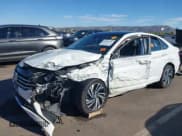 ✅ 2021 Volkswagen Jetta SEL • VIN: 3VWE57BU0MM048033 • Lot: 43396551. Wystawiony na IAAI z przebiegiem Nie podano. Bezpłatny archiwum sprzedaży aukcyjnych z USA i szczegółowy raport historii pojazdu na DreamBid. Zdjęcie 6.