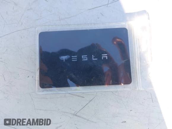 ✅ 2024 Tesla Model Y • VIN: 7SAYGDED7RF097801 • Lot: 43345626. Wystawiony na IAAI z przebiegiem 12 959 mil. Bezpłatny archiwum sprzedaży aukcyjnych z USA i szczegółowy raport historii pojazdu na DreamBid. Zdjęcie 11.