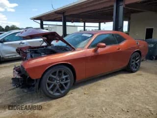 ✅ 2023 Dodge Challenger GT • VIN: 2C3CDZJG8PH605783 • Lot: 49749104. Wystawiony na Copart z przebiegiem 1 388 mil. Bezpłatny archiwum sprzedaży aukcyjnych z USA i szczegółowy raport historii pojazdu na DreamBid. Zdjęcie 1.