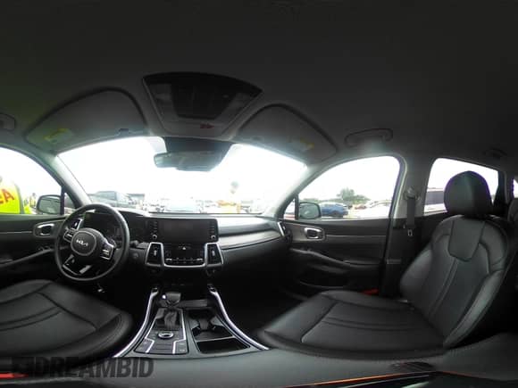 2022 Kia Sorento X-Line S z VIN 5XYRLDLC9NG129612, wystawiony jako IAAI lot #42669526 z przebiegiem 51 432 mil mil oraz . Historia ofert i sprzedaży dostępna na DreamBid. Obrazek 18.